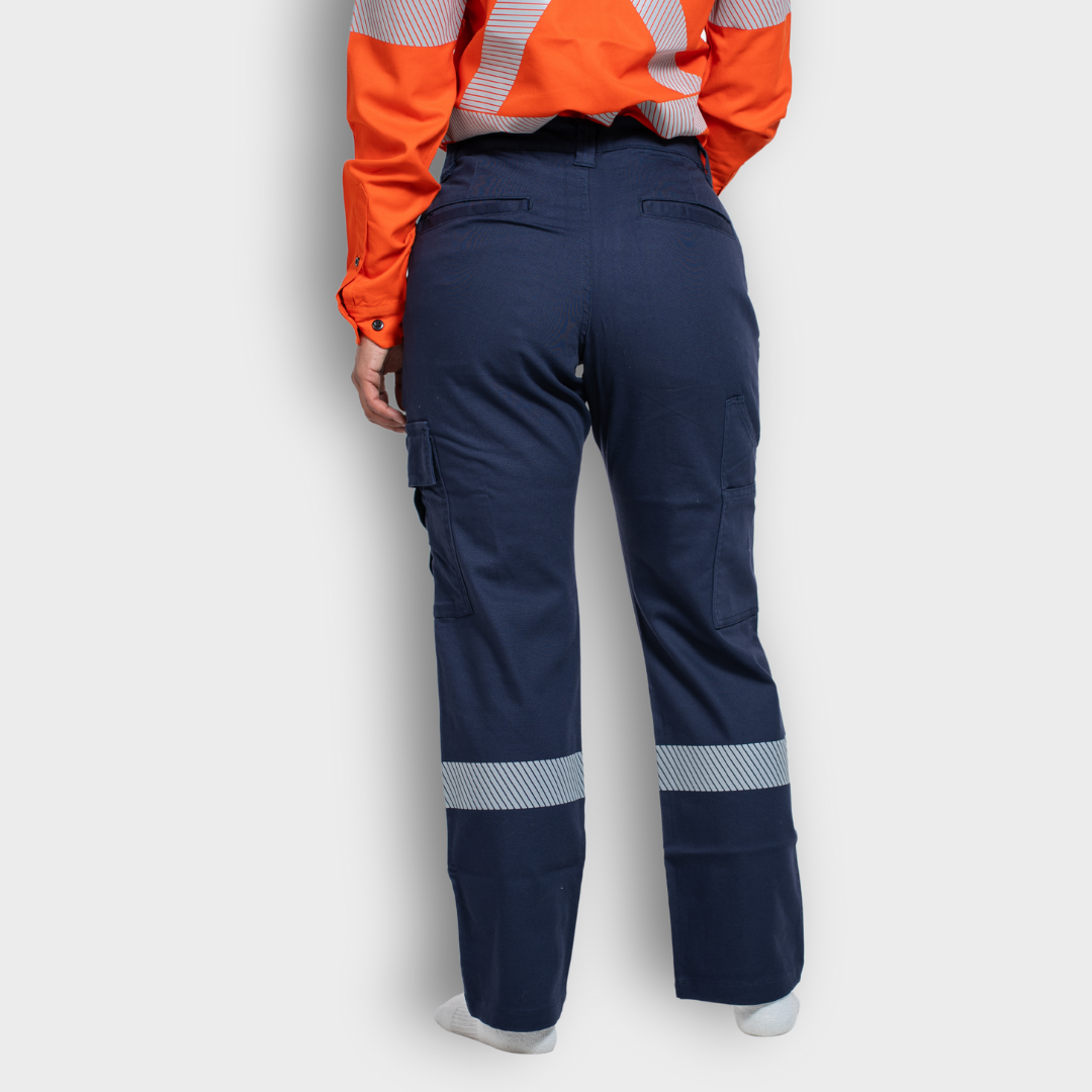 MWG FLEXGUARD Women's FR Utility Pant. Women's FR Pant is navy with silver reflective striping. Women's FR Pant is CAT 2 FR.