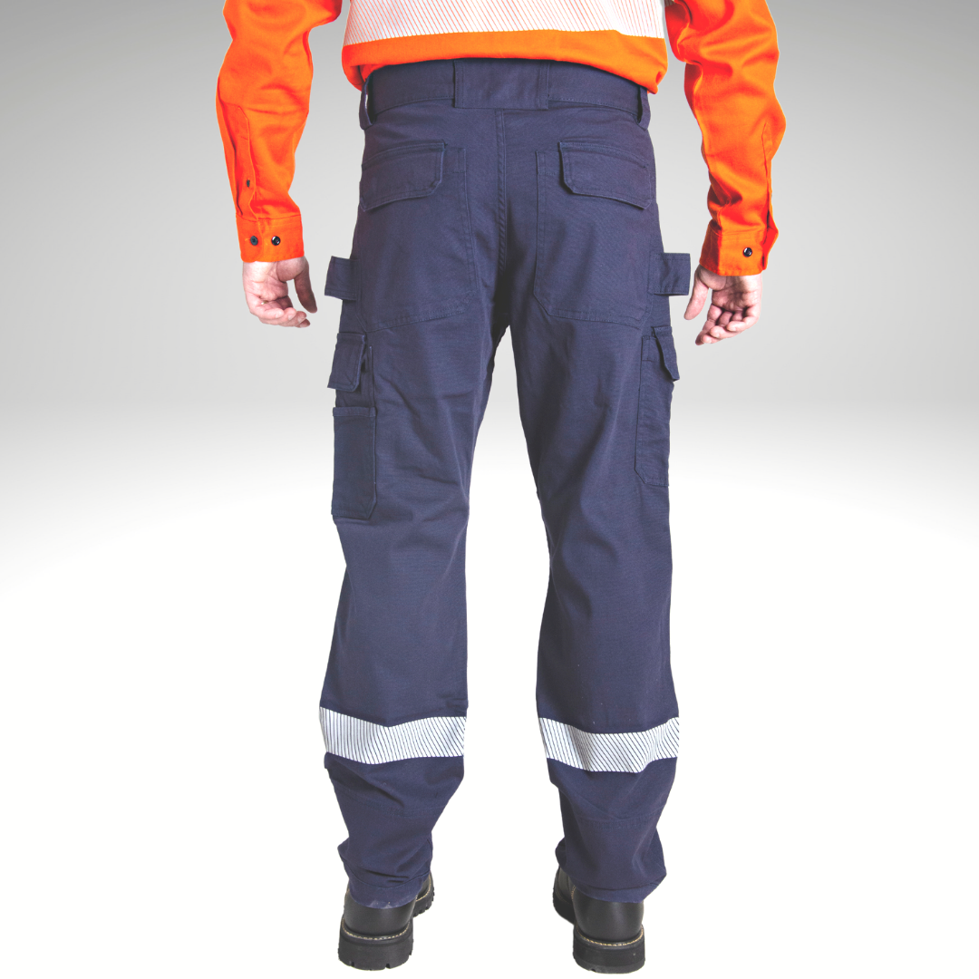 MWG FLEXGUARD™ Men's FR Utility Pant & Knee Pads - 69F17 & 60D26 - MWG Apparel