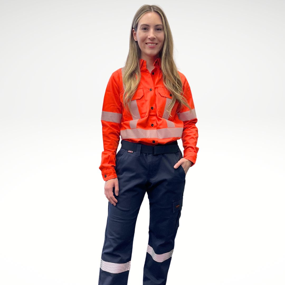 MWG FLEXGUARD Women's FR Utility Pant. Women's FR Pants are navy with silver reflective striping on lower leg. Women's FR Pants are built with fire resistant stretch canvas. Women's FR Pants have a cargo pocket on left leg and utility pocket on right leg. Women's FR Pants are CAT 2 FR.