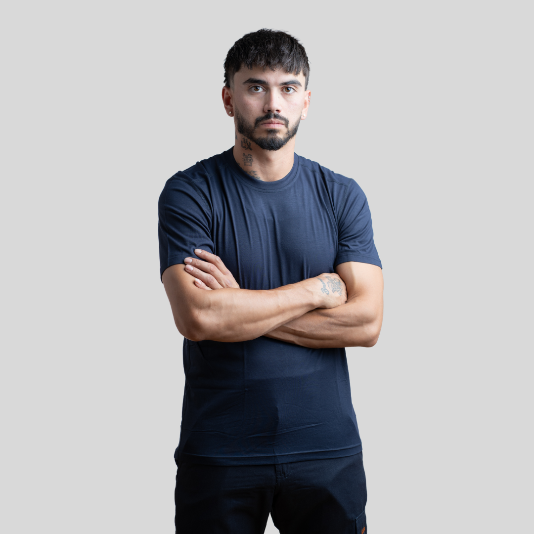 MWG FLEXSAFE Men's FR Base Layer T-Shirt. Men's FR T-Shirt is navy. FR T-Shirt is CAT 1 FR.